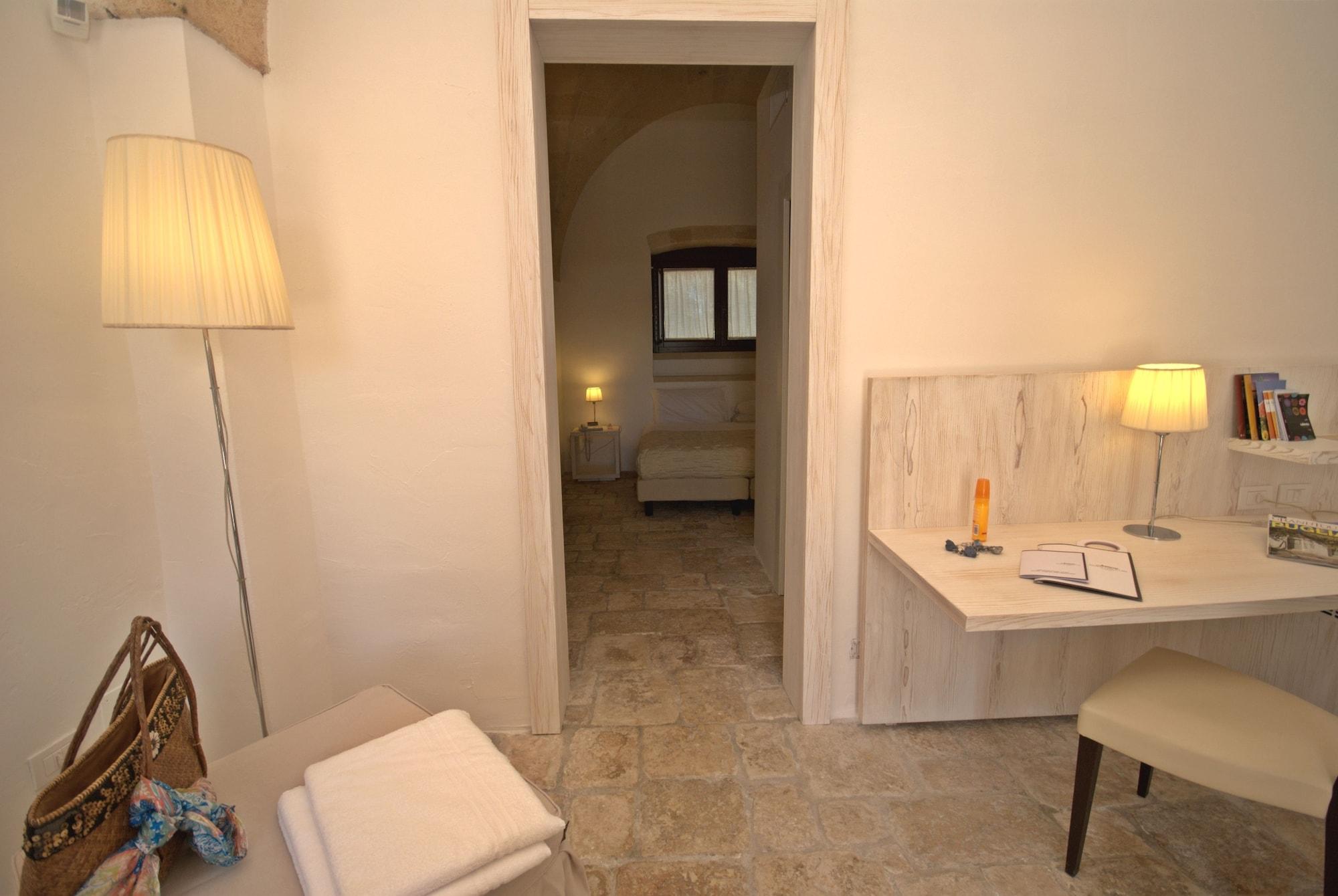Masseria Corda Di Lana Hotel & Resort 토레 라필로 외부 사진