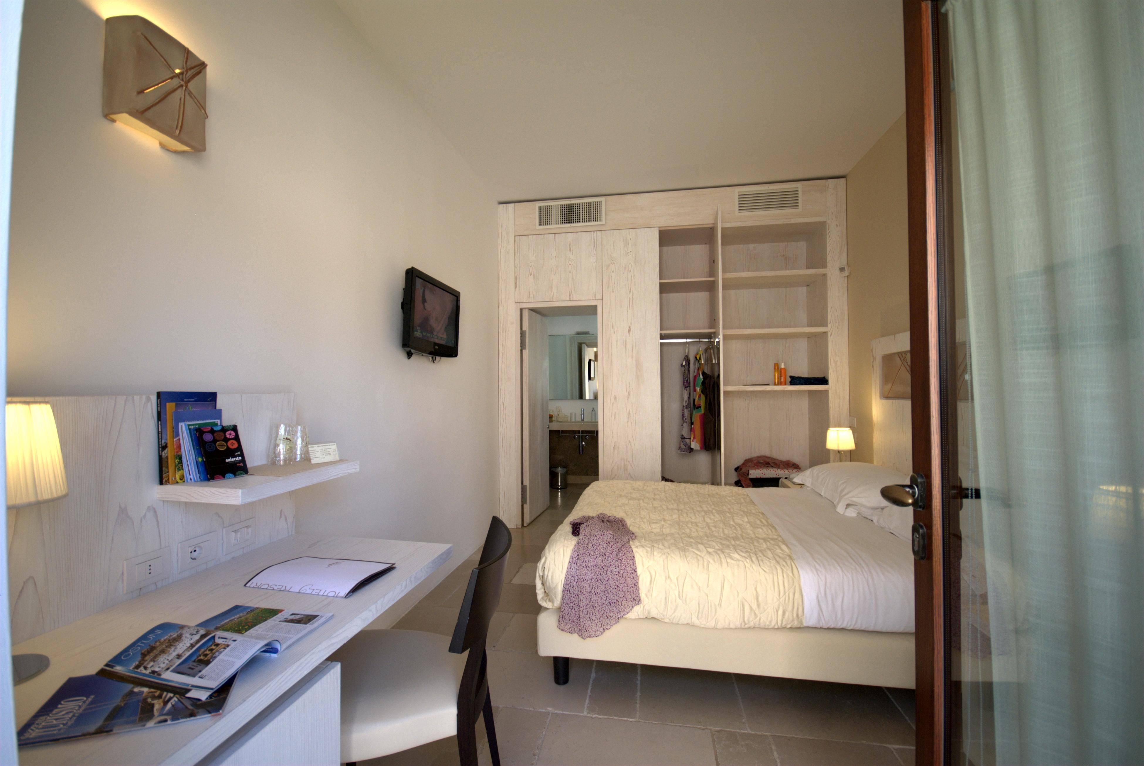 Masseria Corda Di Lana Hotel & Resort 토레 라필로 외부 사진