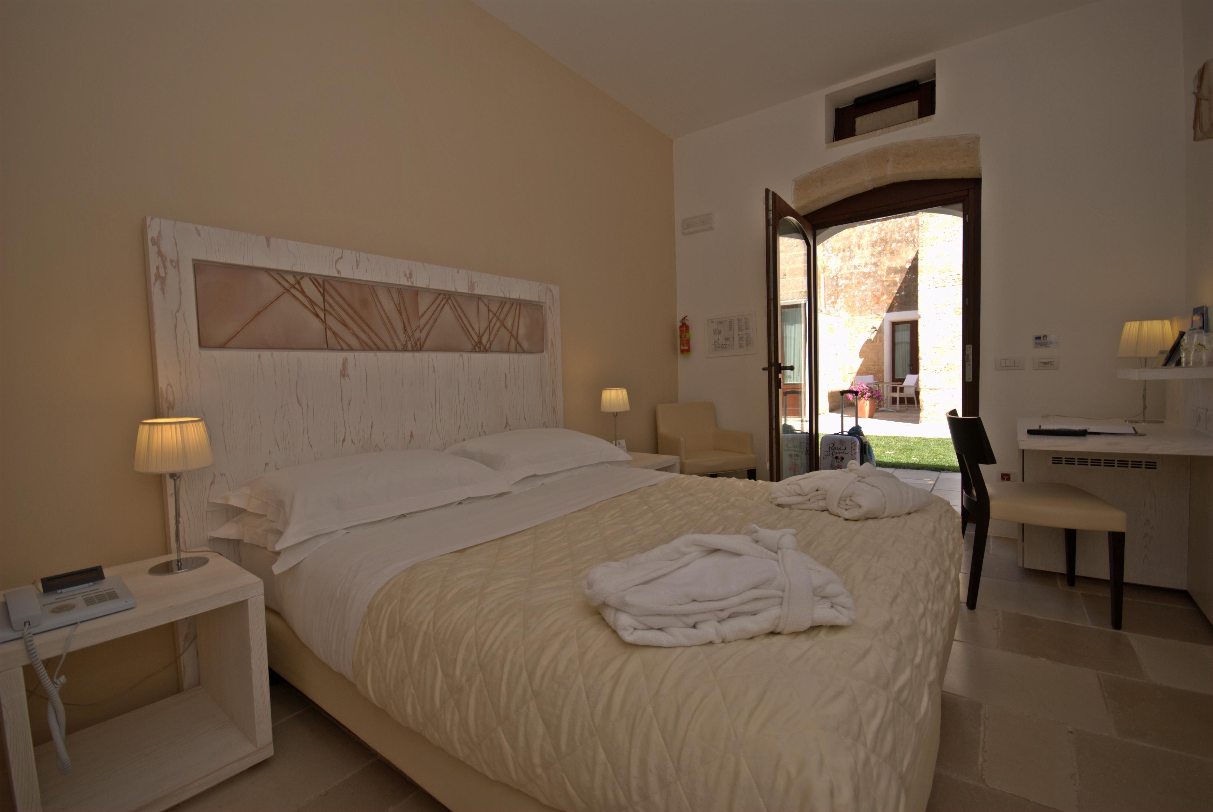 Masseria Corda Di Lana Hotel & Resort 토레 라필로 외부 사진