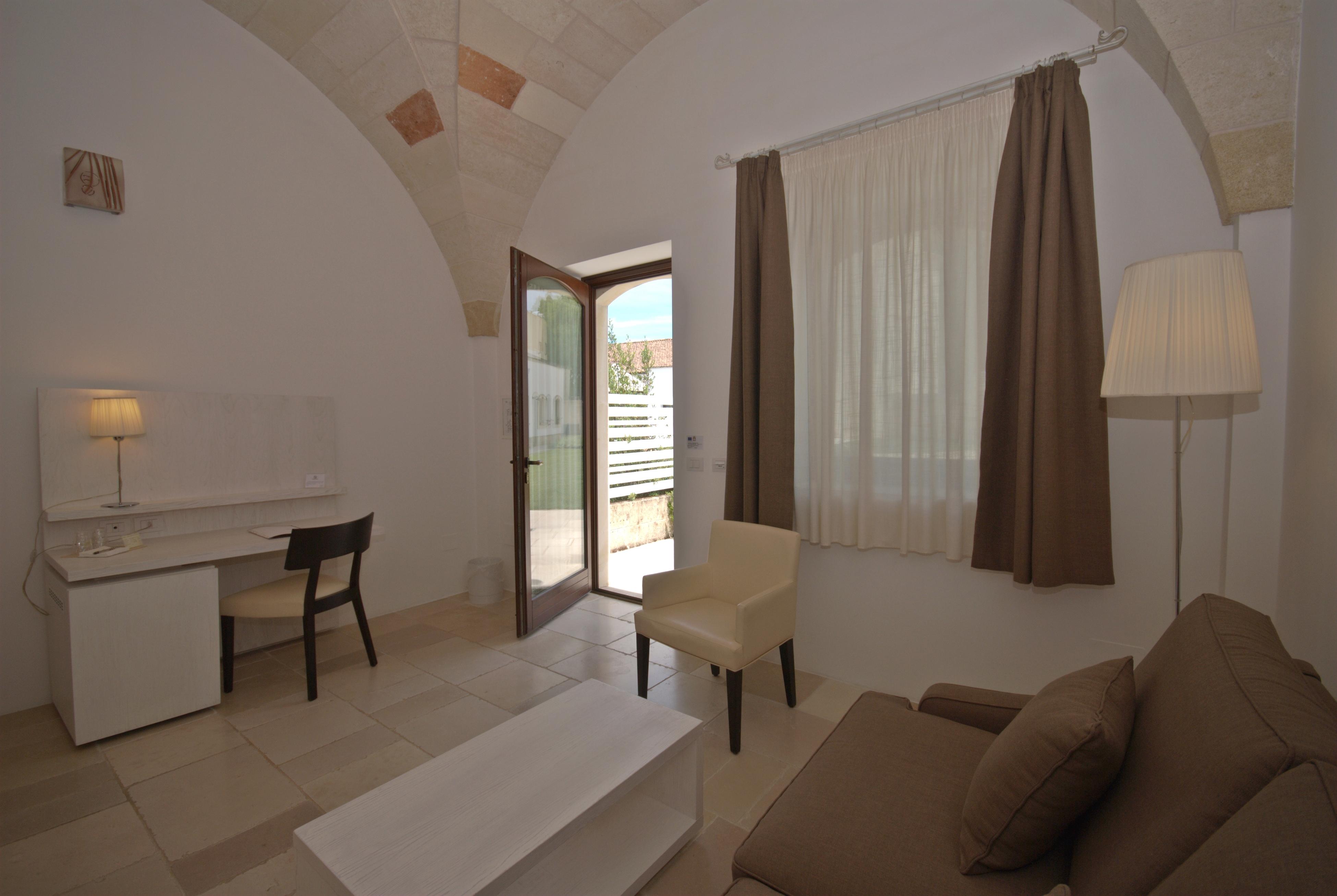 Masseria Corda Di Lana Hotel & Resort 토레 라필로 외부 사진