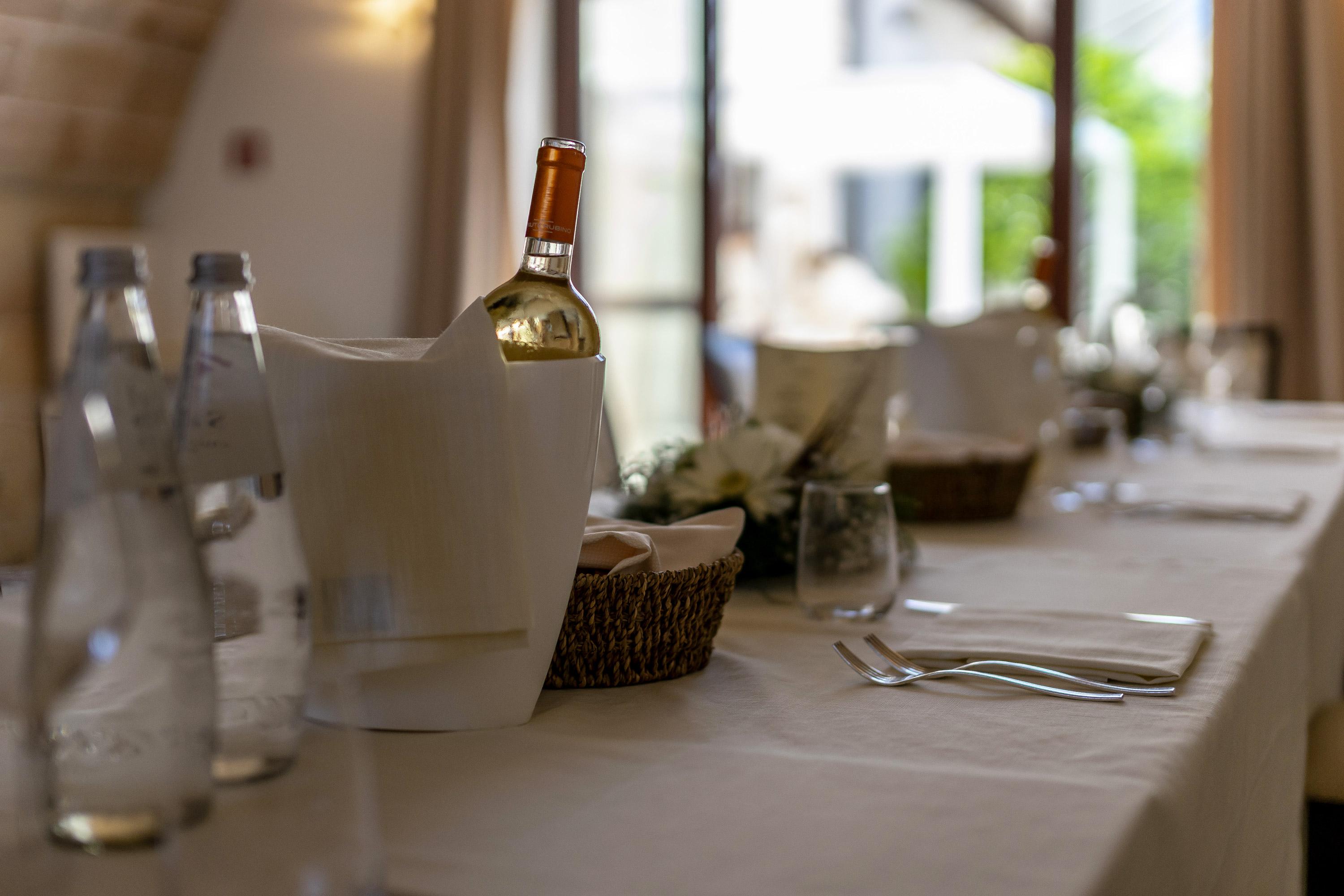 Masseria Corda Di Lana Hotel & Resort 토레 라필로 외부 사진