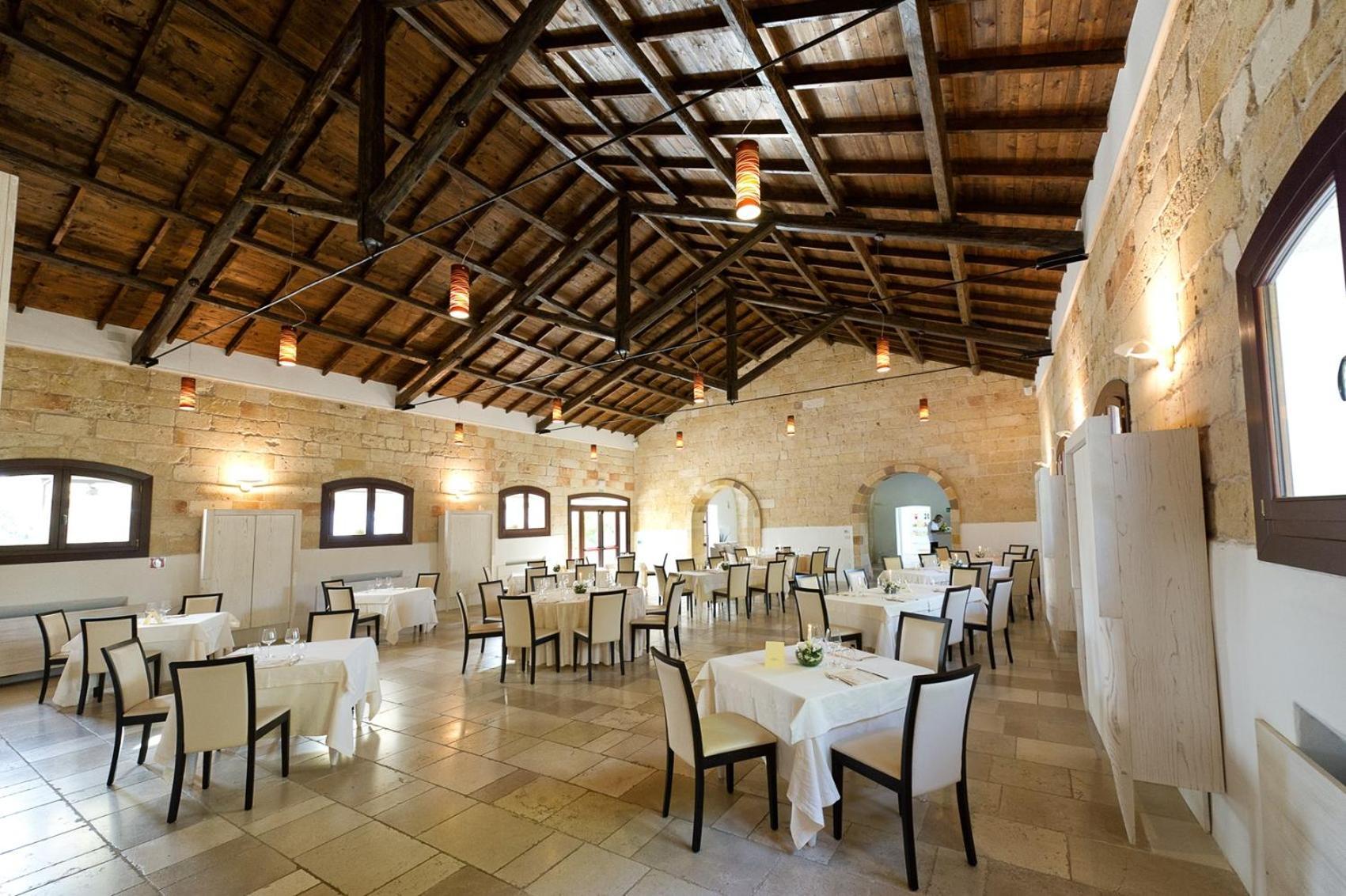 Masseria Corda Di Lana Hotel & Resort 토레 라필로 외부 사진