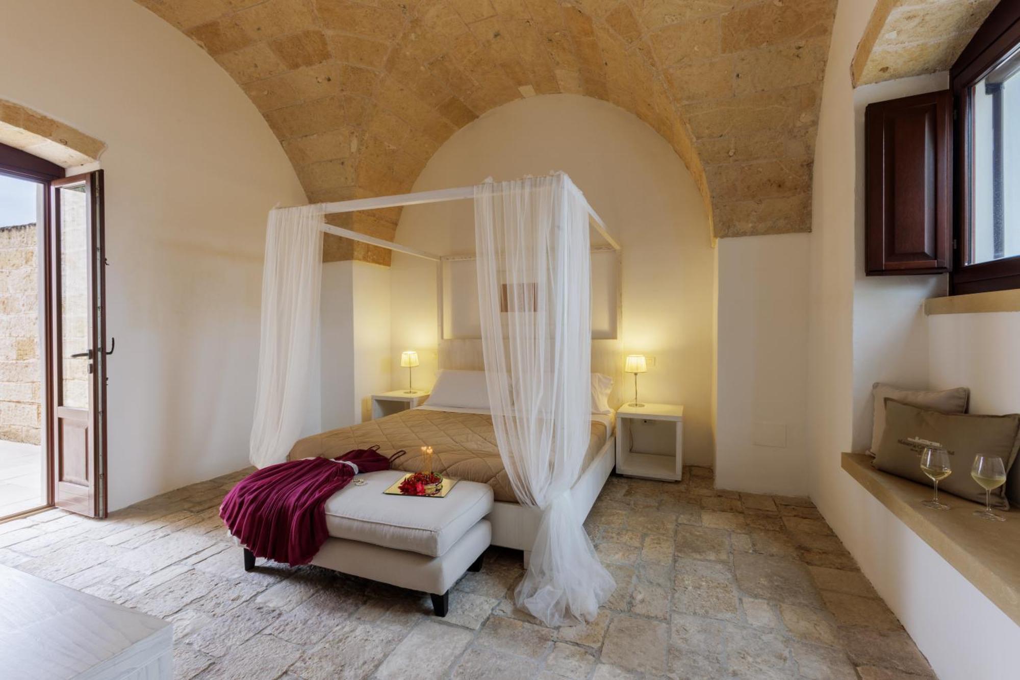 Masseria Corda Di Lana Hotel & Resort 토레 라필로 외부 사진