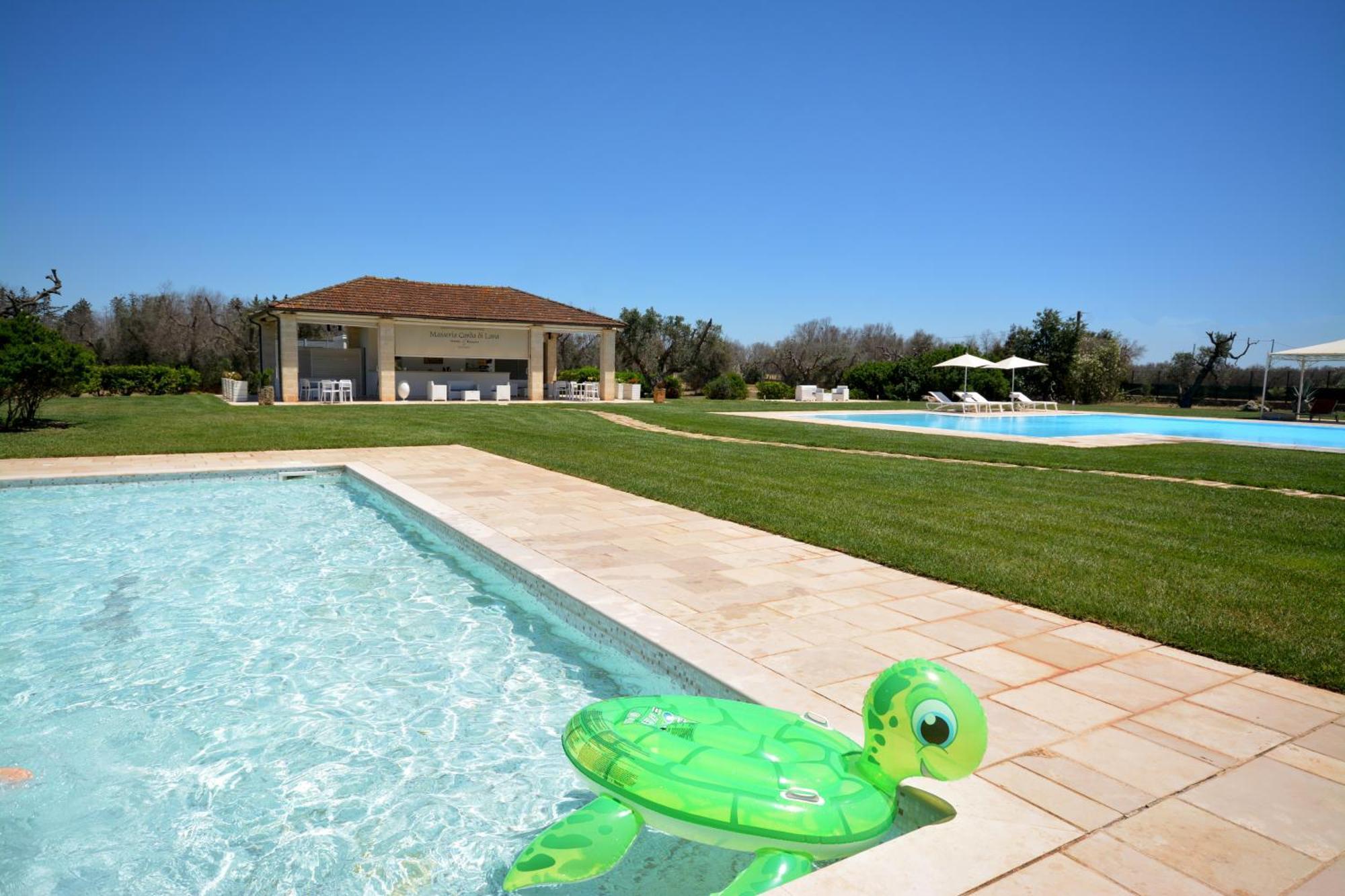 Masseria Corda Di Lana Hotel & Resort 토레 라필로 외부 사진